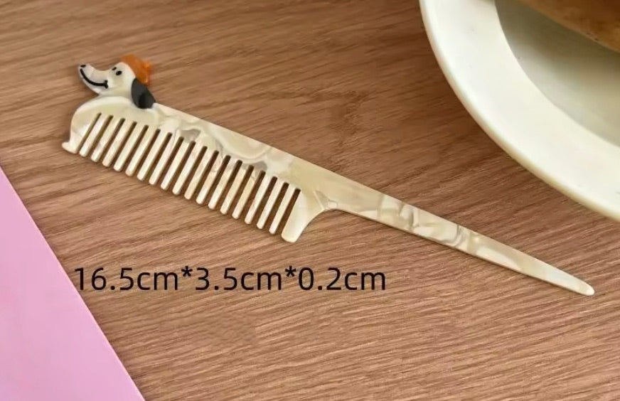 Long Tail Dachshund Hair Comb