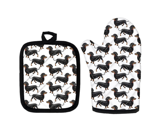 Black & Tan Dachshund Hot Pad Oven Mitt Set (2 Piece Set)