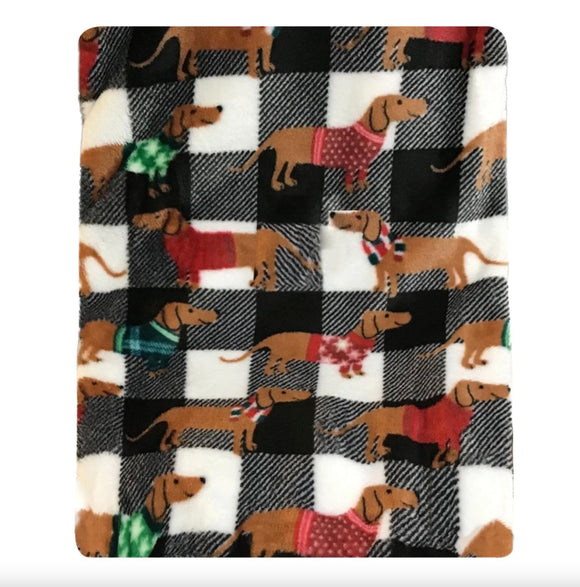 Lightweight Buffalo Plaid Dachshund Weenie Blanket